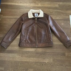 Like new bomber jacket